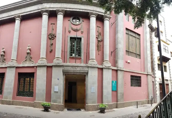 Museo de Bellas Artes de Santa Cruz